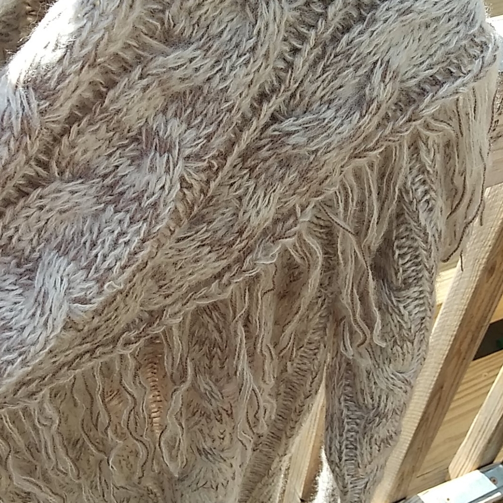 Cato Fringed Sweater - Picture 2 of 4